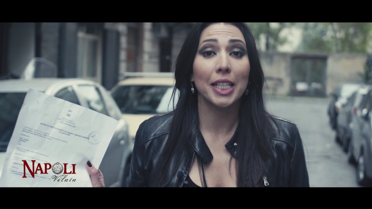 Napoli velata puntata 1