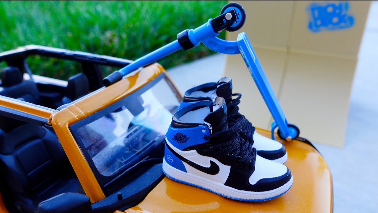 Finger Scooter | Tech Deck Ramp Unboxing | Finger Scooter Tricks | Mini Nike Shoes