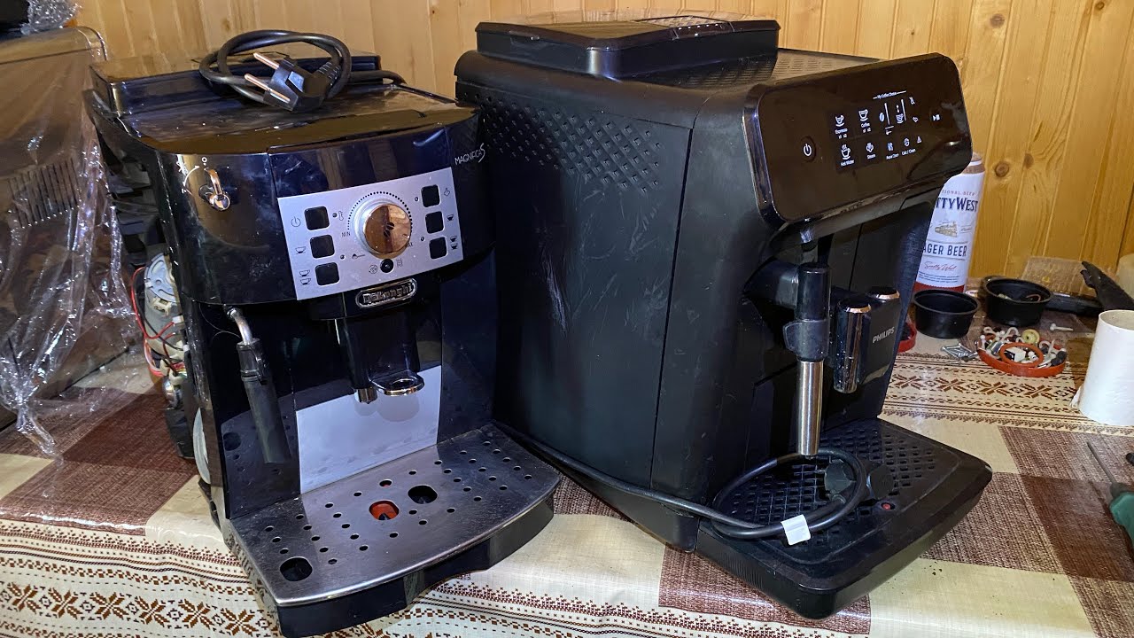 Сравнение Бюджетных кофемашин Delonghi 22.110 и Philips EP2200. Цена новых 300 евро.