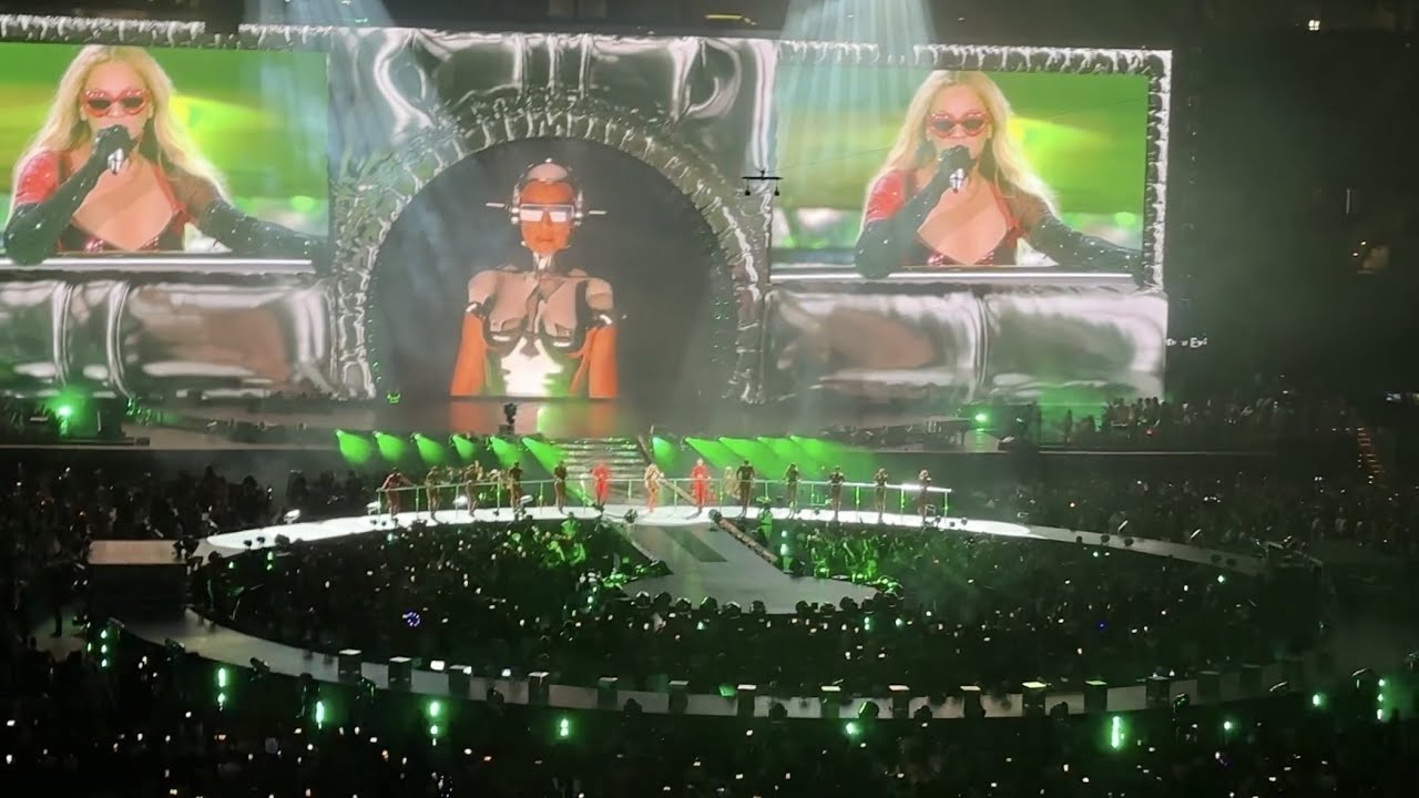 Beyoncé - THIQUE / ALL UP IN YOUR MIND - Renaissance World Tour LA Night 2