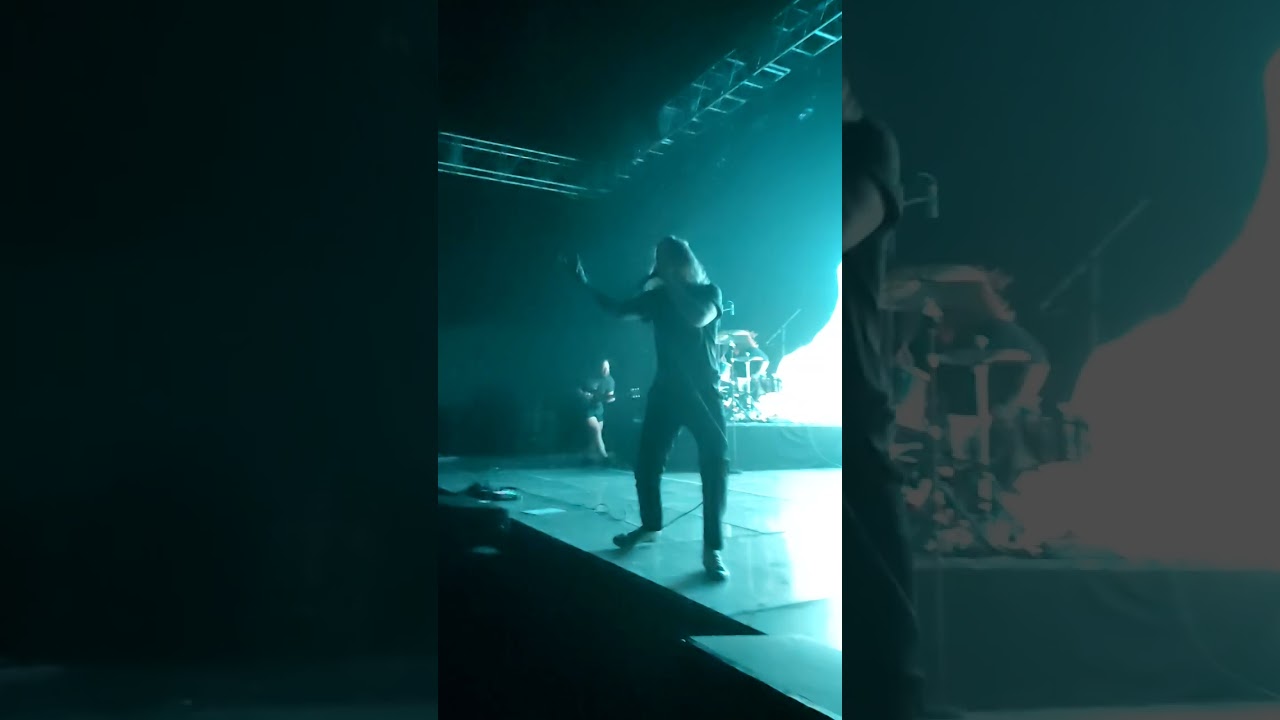 Underoath  -  It's Dangerous Business Walking Out Your Front Door (Live in Manila 2026)