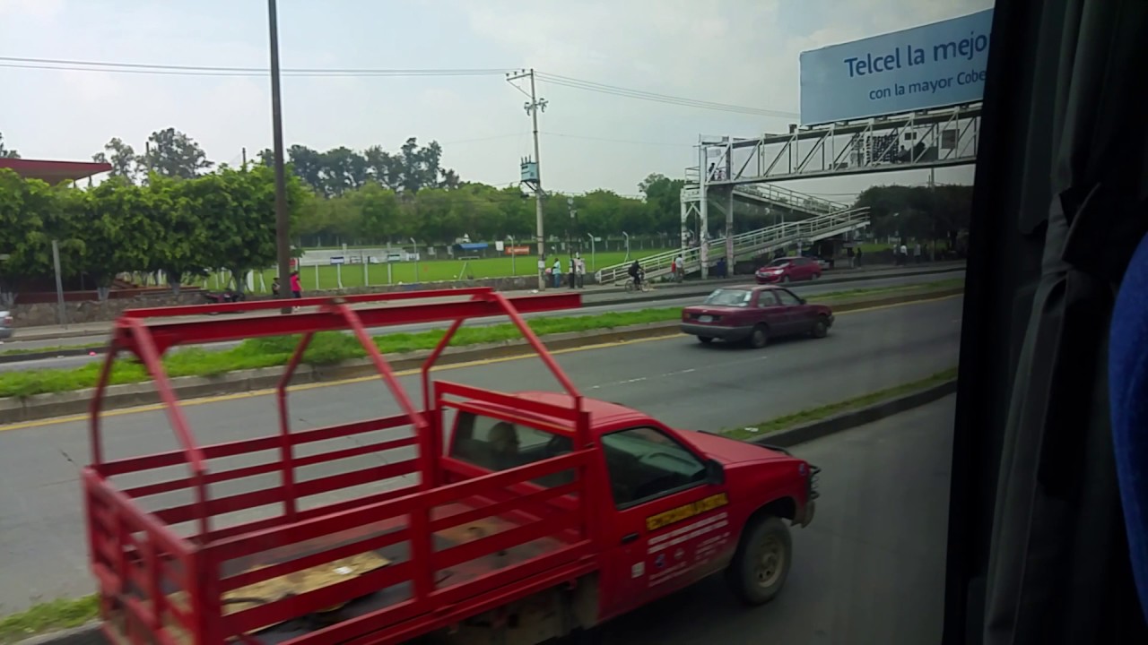 Saliendo de la Central de Autobuses de Guadalajara Jalisco en Primera Plus