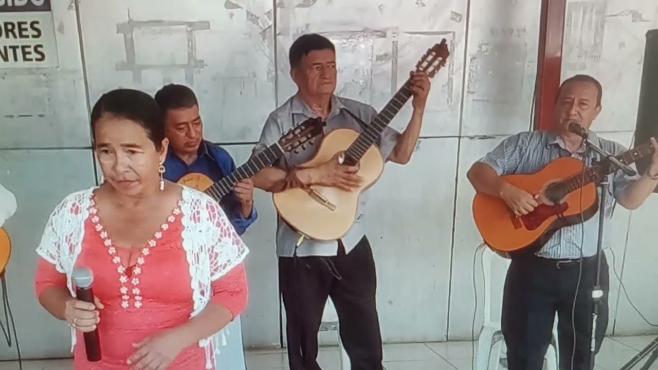 Nelly Loor Valses Amigo. #ecuadorcantasupueblo  Lago Agrio 01/03/2026 plazoleta mercado central 