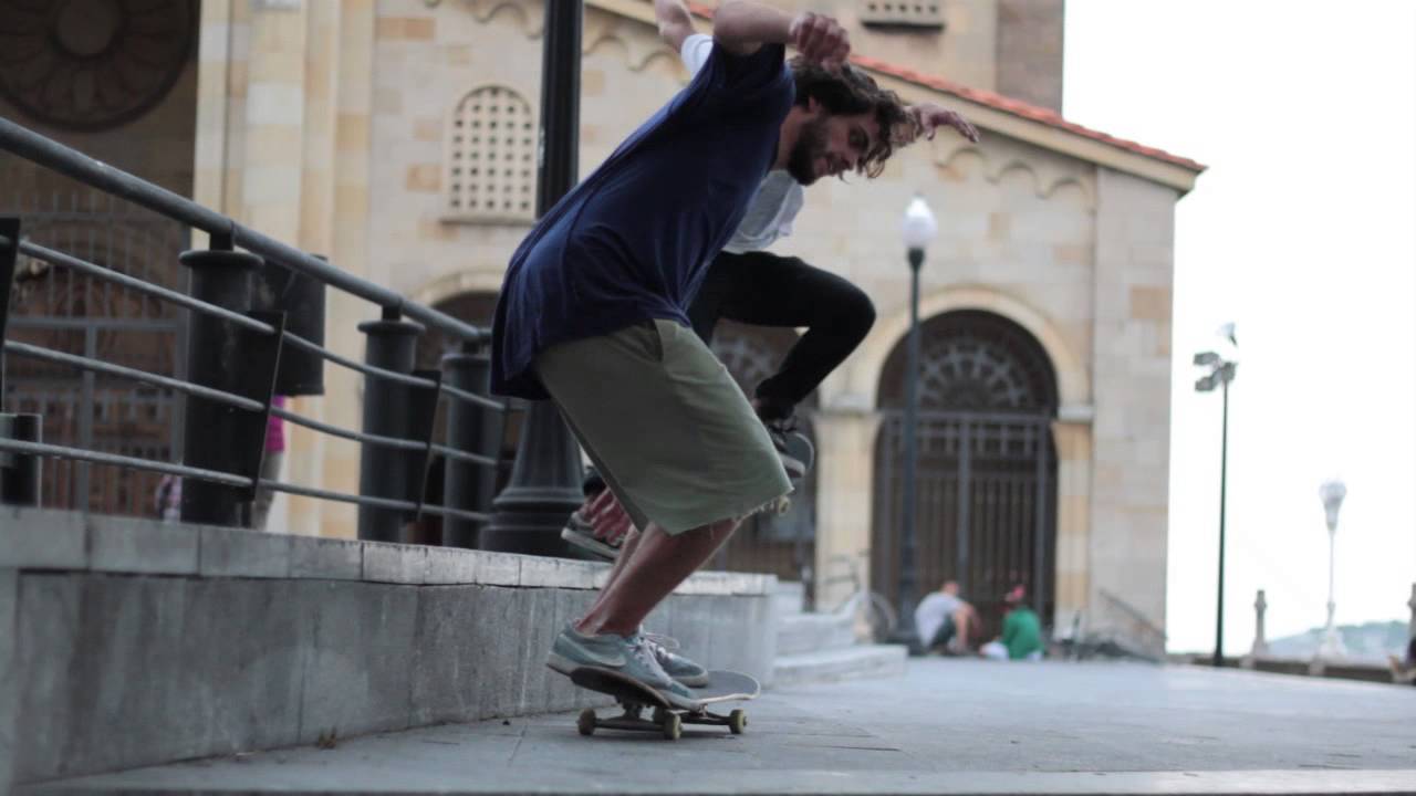 COBARDE SKATE VIDEO - INTRO (1/9)