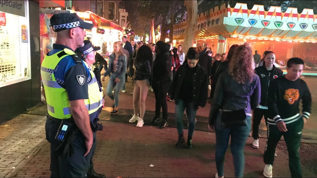 Handhavers controleren op lachgas tijdens Hoornse kermis