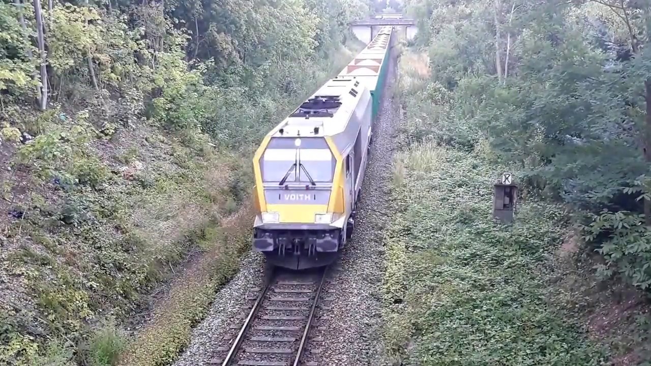 Voith Maxima mit Sandzug