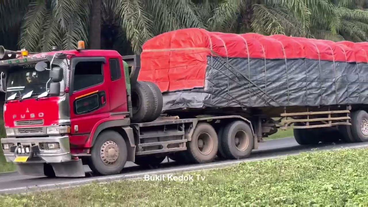 Film Truk Dengan Pemeran Utama Supir Truk Menanjak Dan Menurun