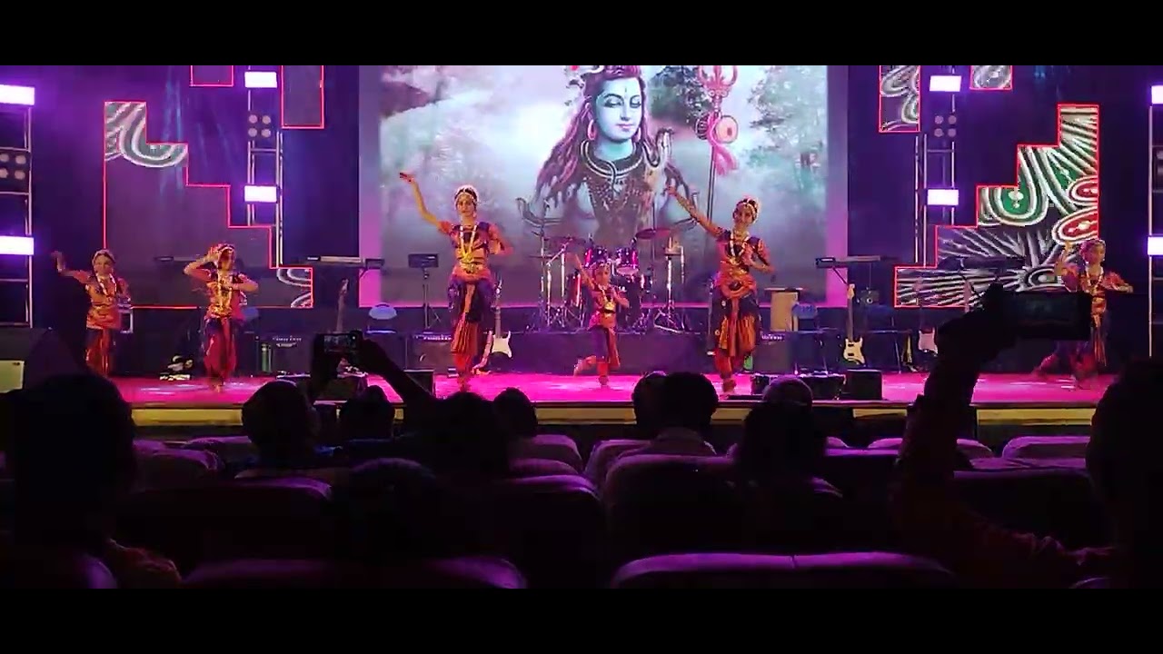 Vedhika Inchara - First Bharatanatyam performance on stage - @Chowdaiah memorial hall 
