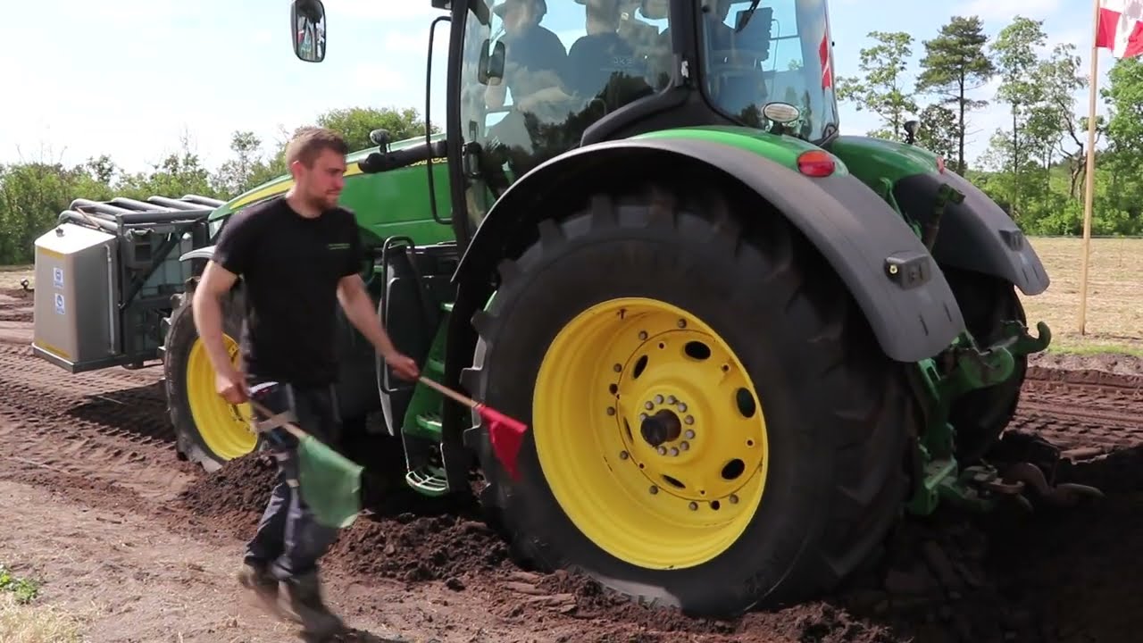 John Deere - 8295R