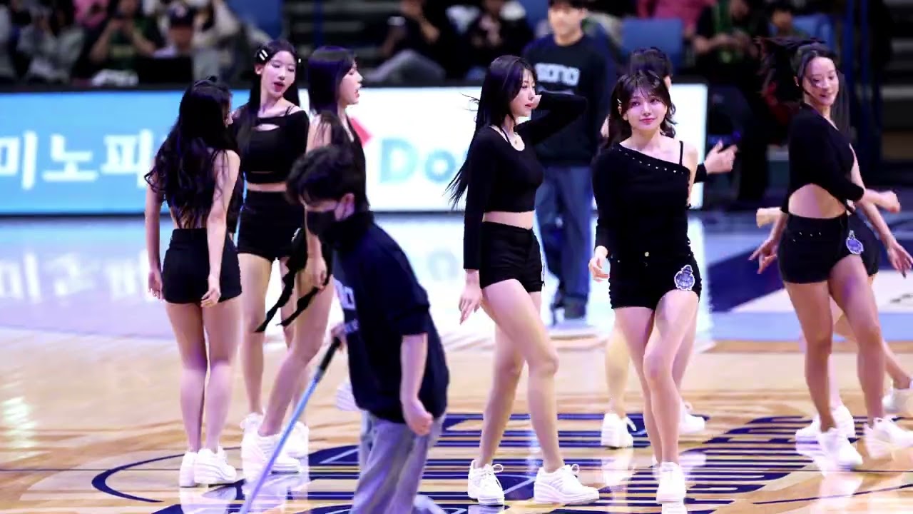 건물 사이에 피어난 장미 🌹 (H1-KEY) 260115 고양 소노 스카이거너스 이푸른 치어리더 직캠 - #치어리더 #이푸른 #이푸른치어리더 #05년생 #방과후설렘 #트윙클 