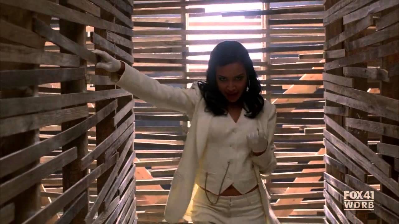 [HD] Glee - Me Against The Music (Official MV)