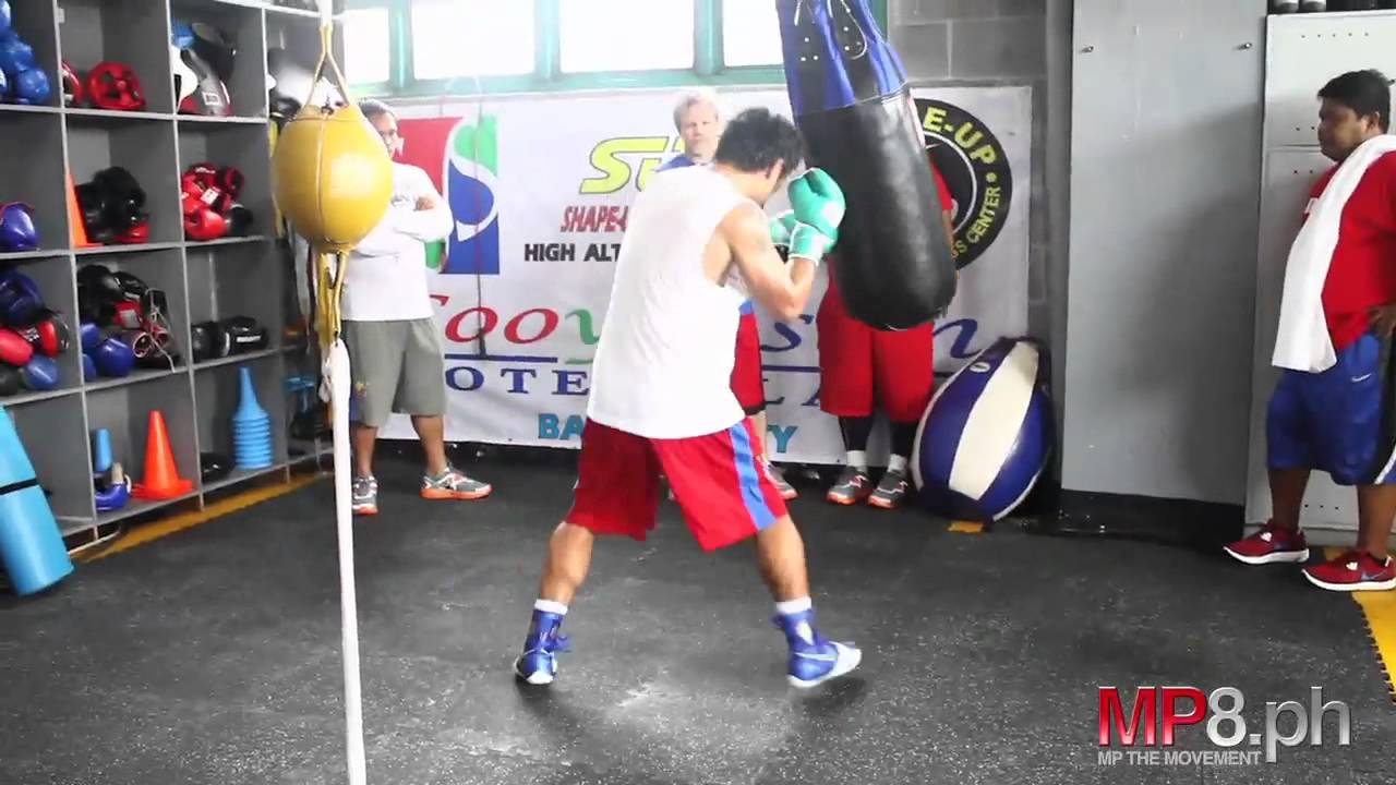 Manny Pacquiao - Releasing Combinations on the Heavy Bag