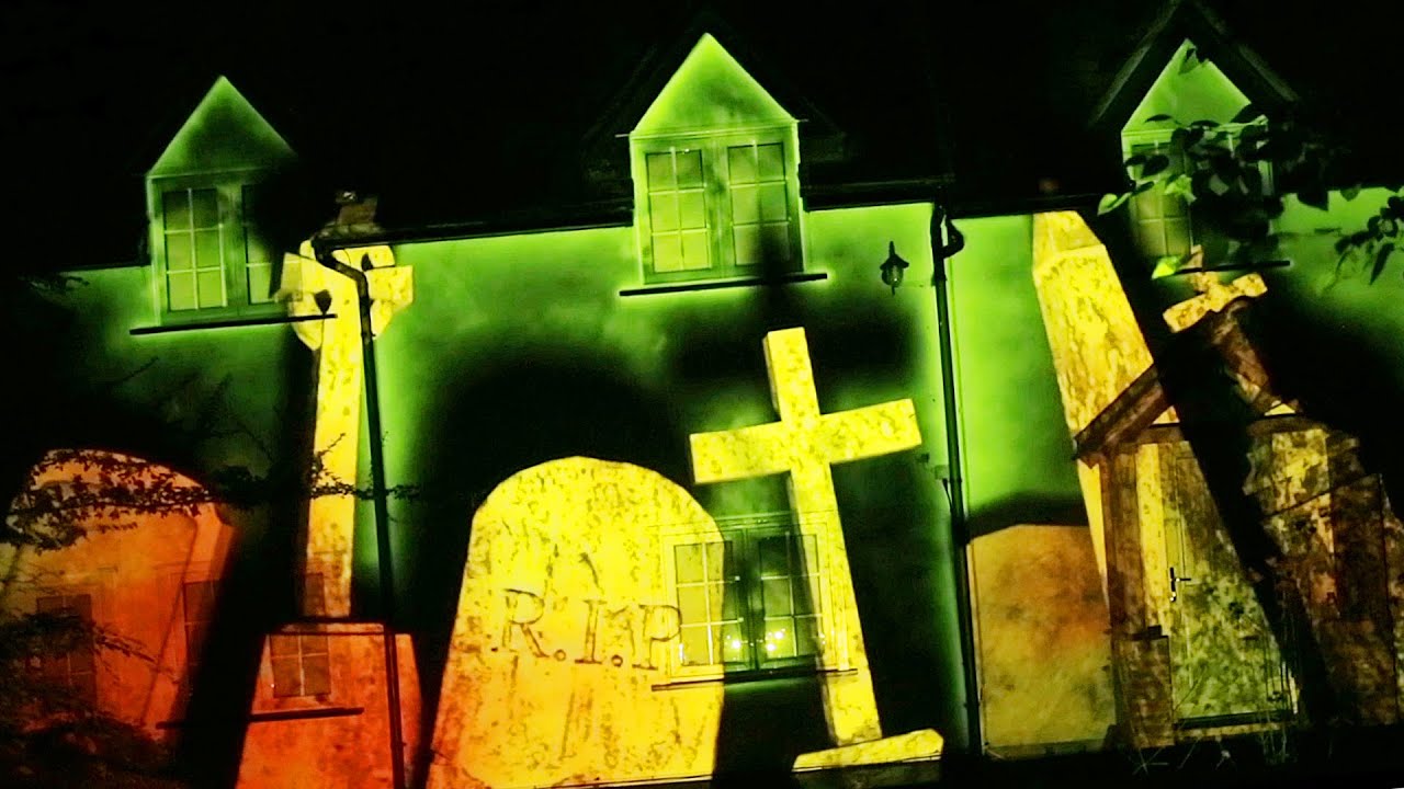 Thriller Halloween House Projection Mapping Show