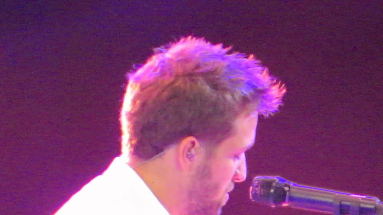 Pablo Alboran  se emociona en Madrid 2013 Solamente t&uacute;