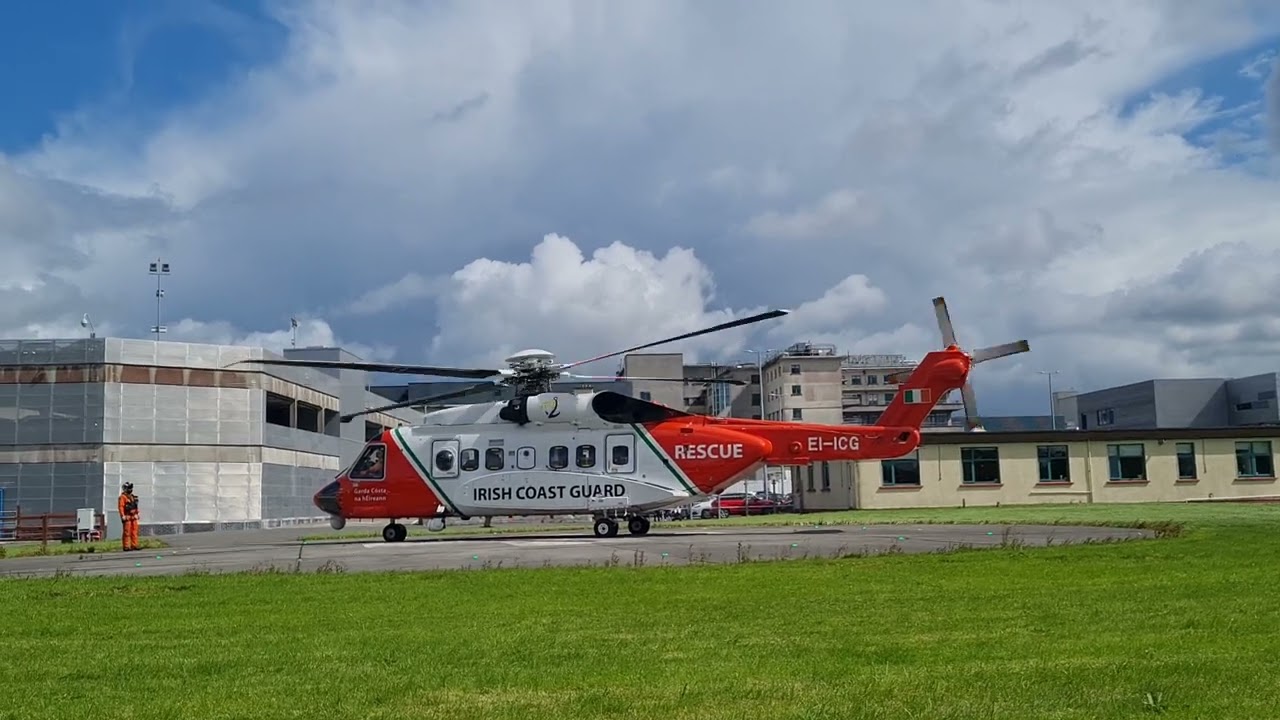 irish coast gaurd in uhg r118 / Ei-ICG