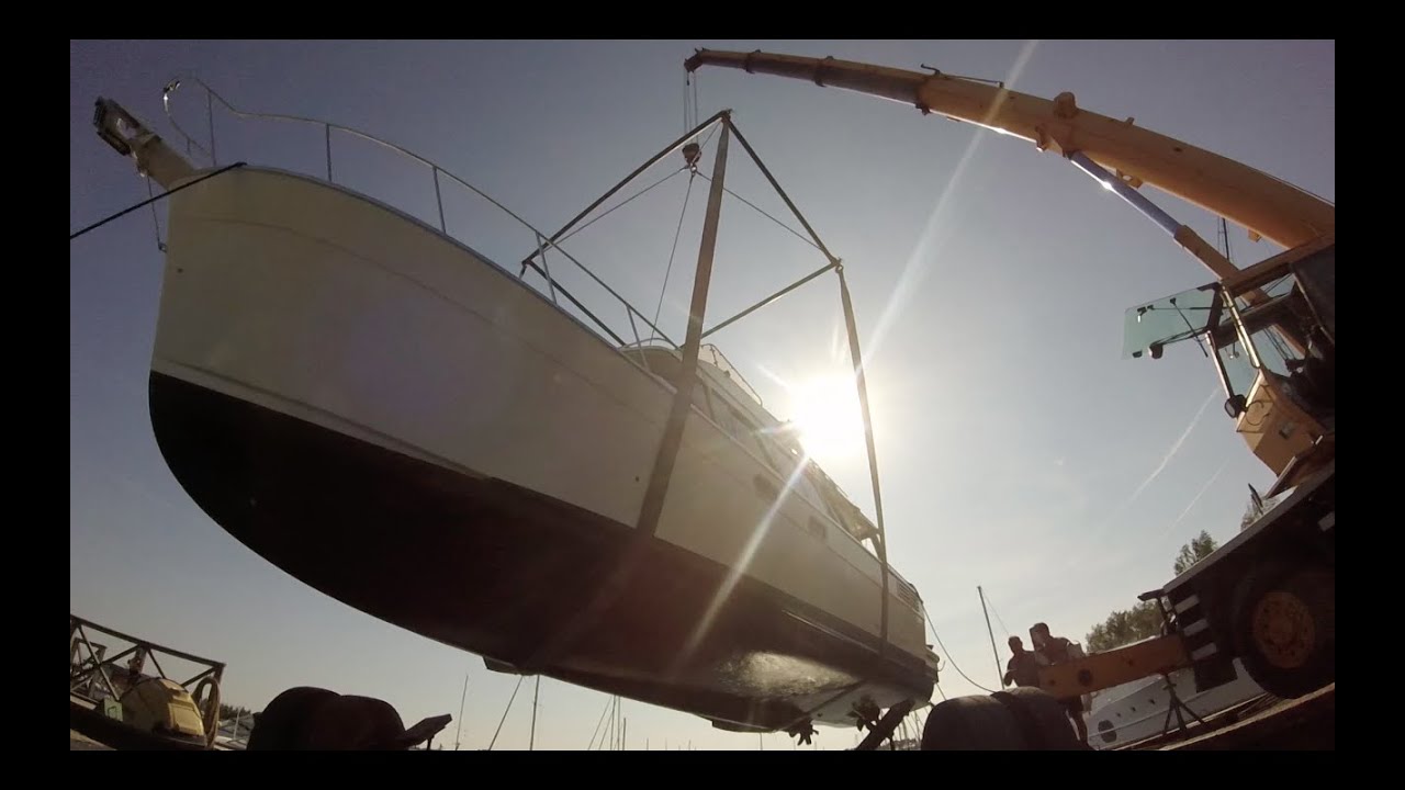 Hullout Bayliner 3288