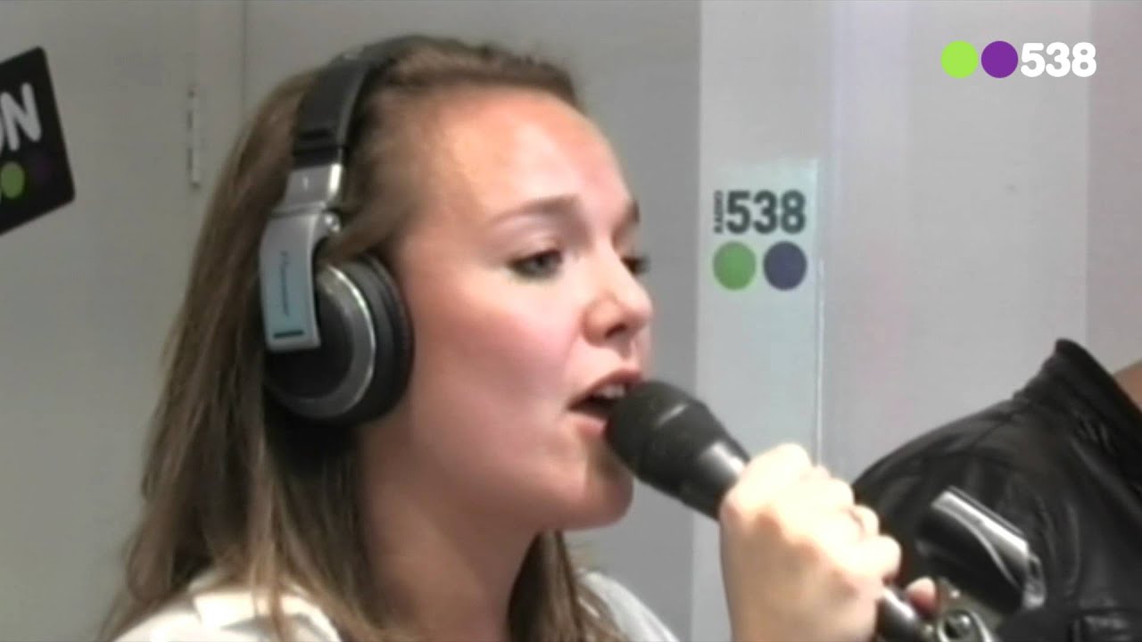 Radio 538: Hermes House Band - I Will Survive (live bij Evers Staat op)