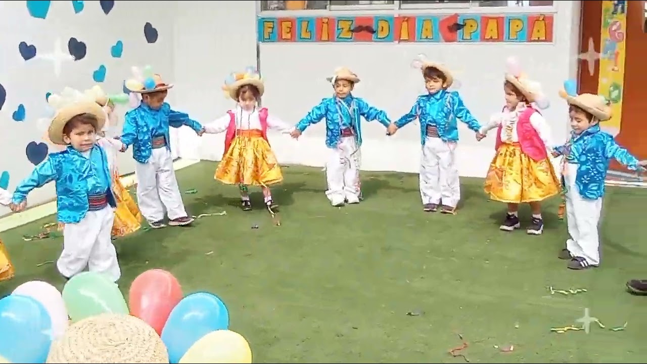 3 años- Danza Santiago de chocorvos