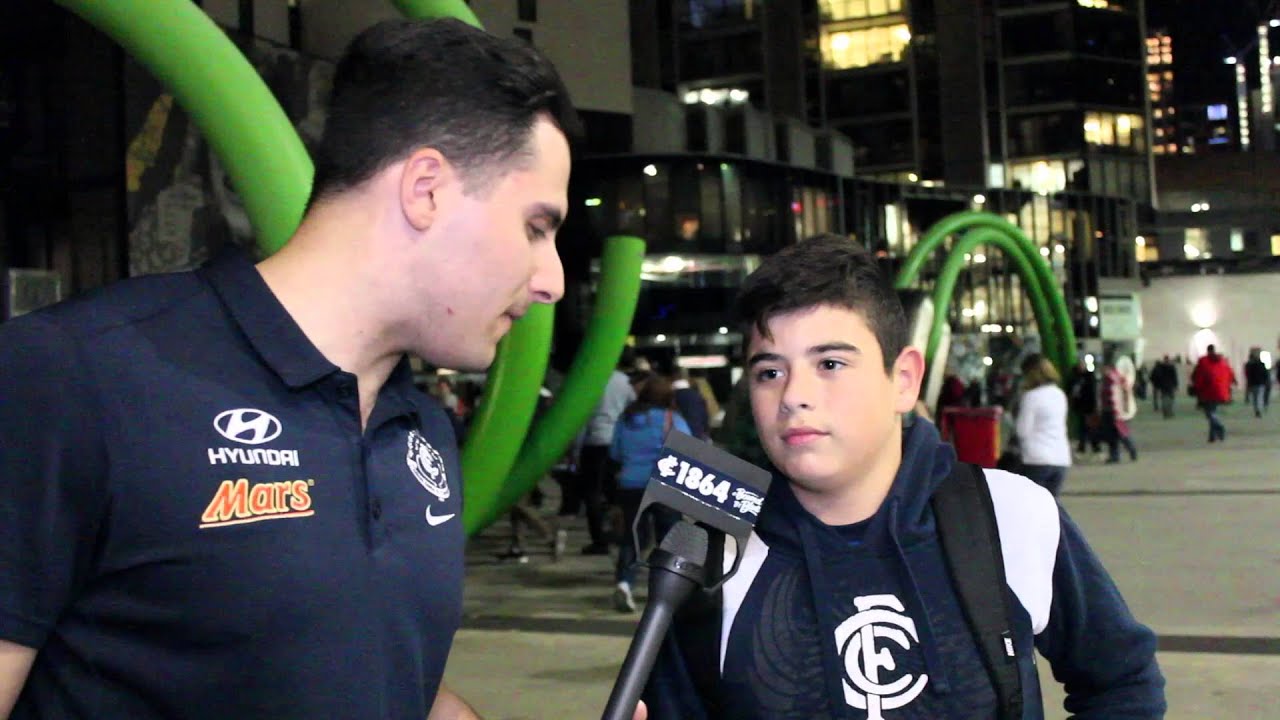 A young Carlton fan embraces Kade Simpson | R2 - Carlton 71 Sydney 131