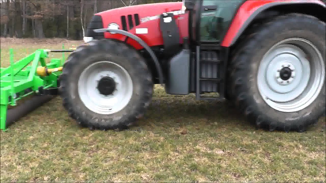 Lohnunternehmen Gebr. Mutzbauer GbR beim Ersteinsatz des Büffel von Reinert