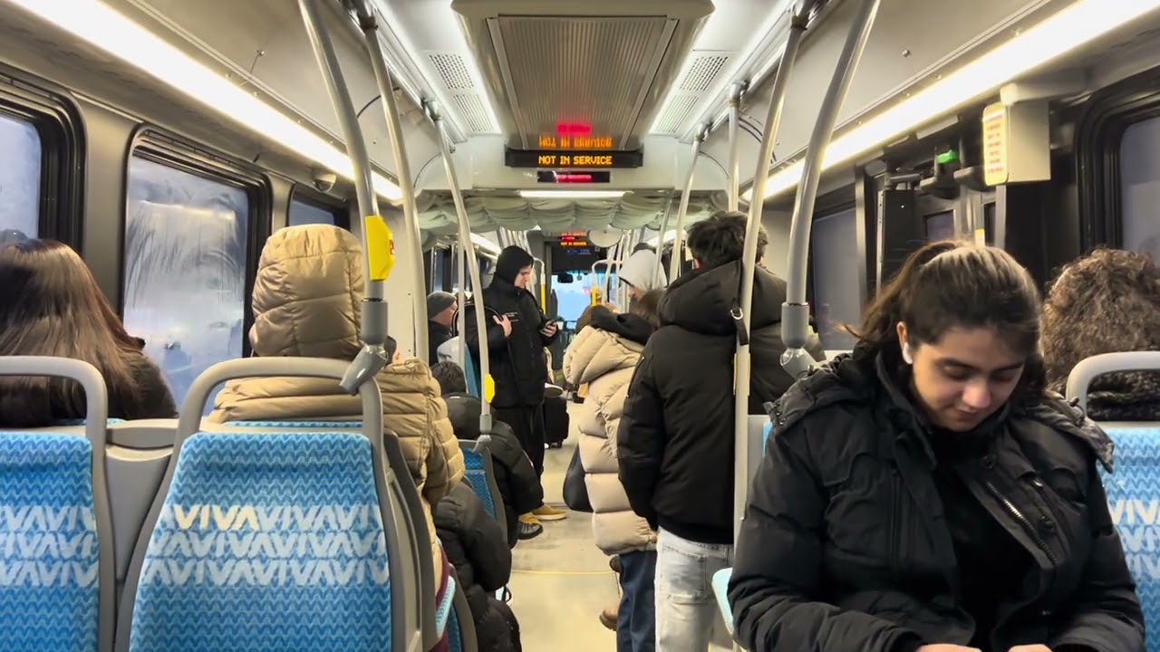 YRT VIVA | Oldest 2013 NovaBus LFS Artic #1370 | LOUD KNEELING AND DOORS