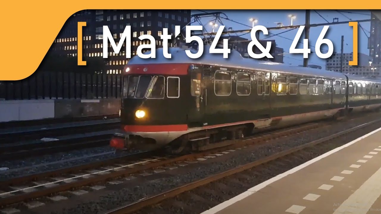 Mat'54 coupled to Mat'46 depart from Den Haag HS    [With Horn]