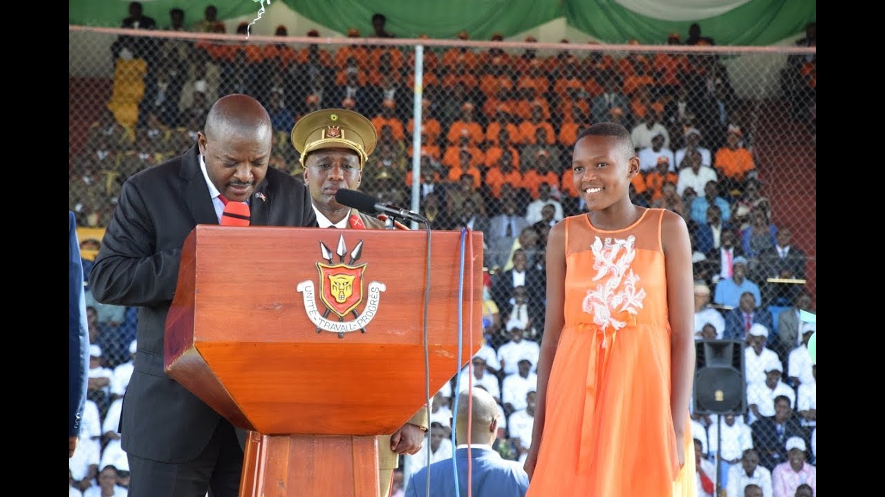 Agashimwe kahawe umwana w'Umukuru w'Igihugu Nkurunziza Naomie yigenjeje neza kurusha abandi.