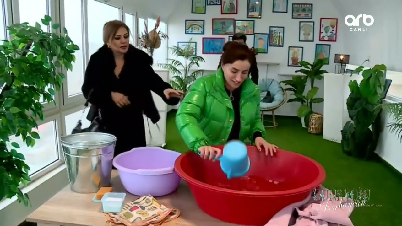 Gülxanım paltar yuya bilmir