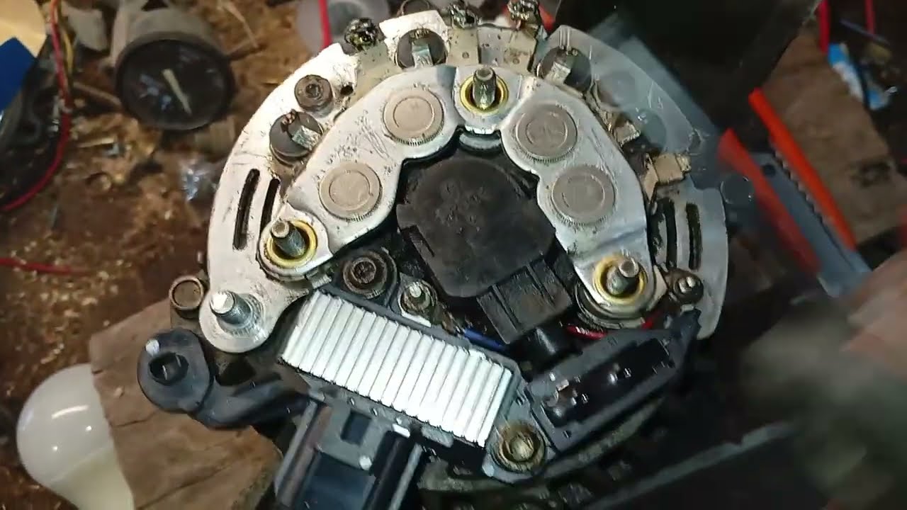 Como cambiar colector de alternador y cambio placa regulador visteon ford