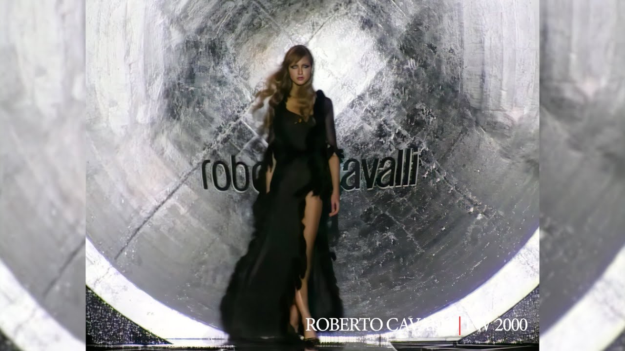 ROBERTO CAVALLI Fall Winter 2000  Milan 4K - Canale Moda