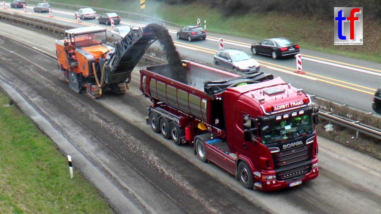 Wirtgen W 250's Cold Millings @ Work / B 14 Abfräsen, Waiblingen-Nord 11.03.2016.
