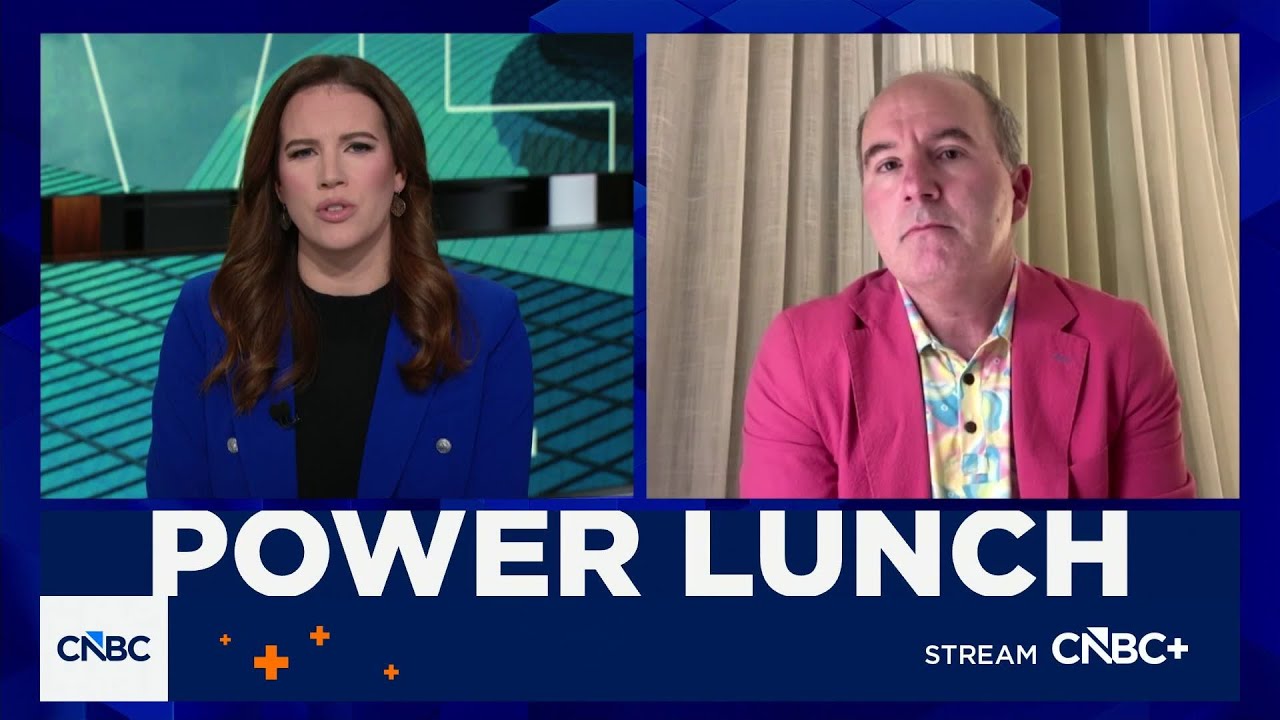 Apple's new strategy is a smart one, says Wedbush's Dan Ives