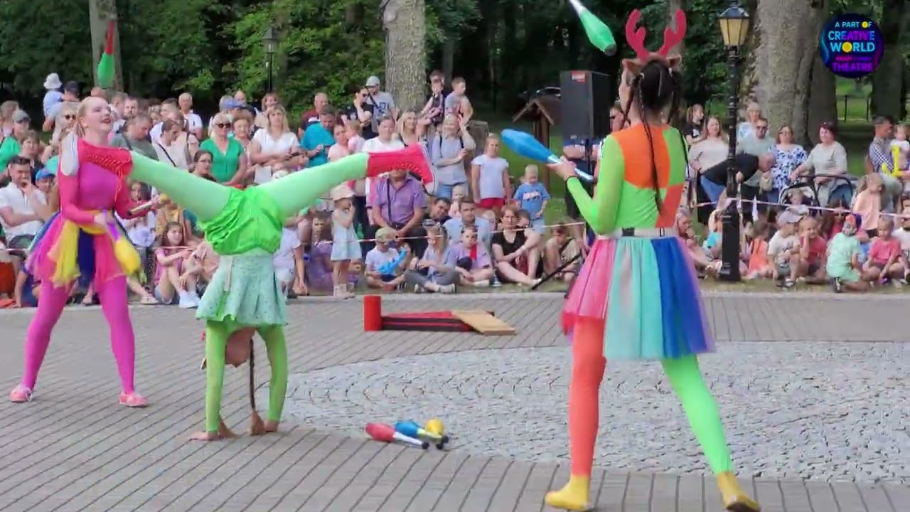 Circus Colours clip video HD 2026