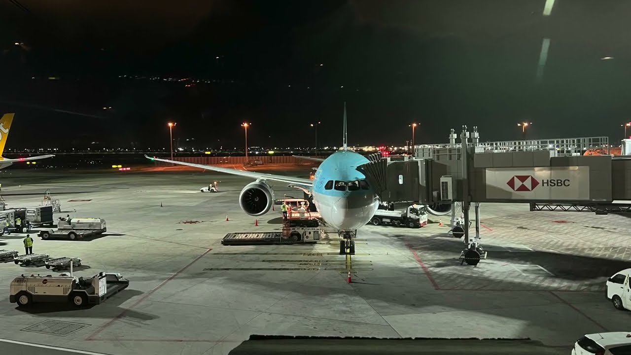 Korean Air - Boeing 787-9 - KE646 - Singapore to Seoul (Take-off)