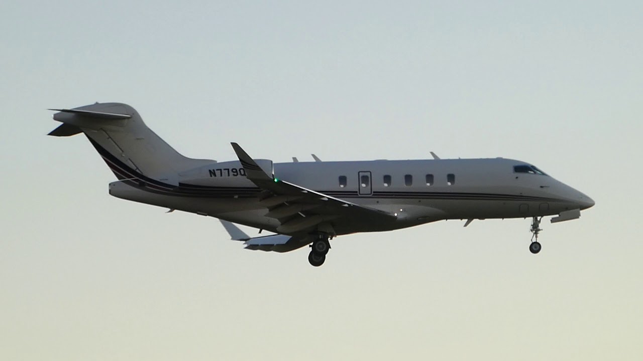 NetJets Aviation Bombardier Challenger 350 [N779QS] Landing at PDX