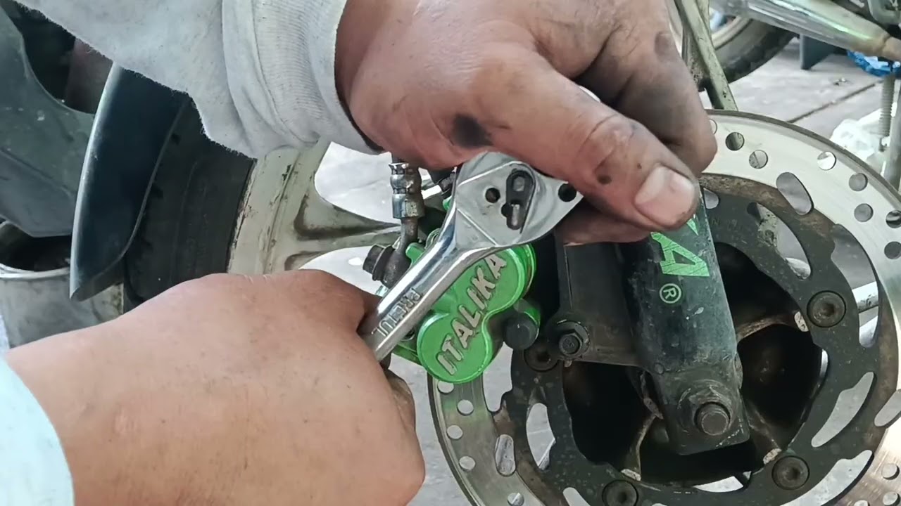 Calibración de punterías a motos barilleras// #viral #parati #fypシ 
