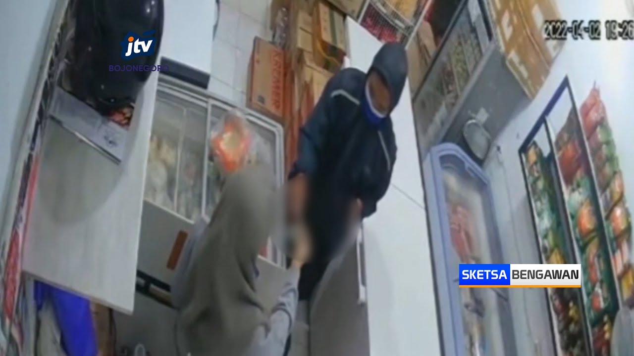 Terekam CCTV, Pembeli Nekat Pamer Kelamin Ke Pegawai Toko