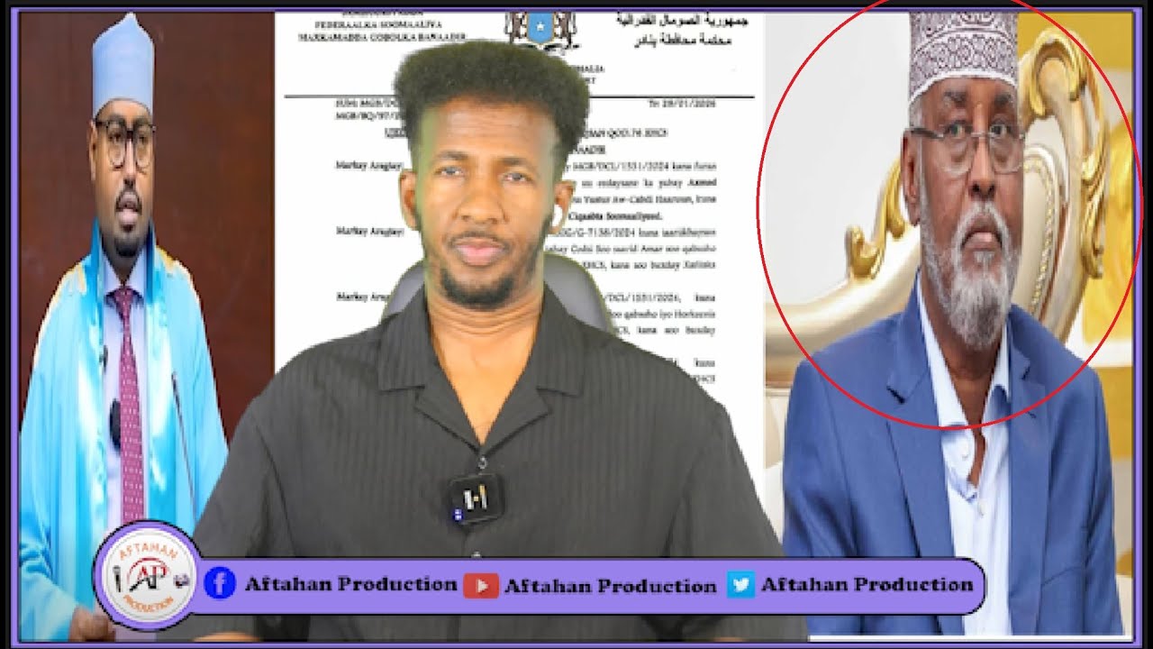 Xasan sheekh qasab ayeey ku noqotay inuu ka laabto warqadii Soo Qabashada Axmed madoobe.  Laandheere