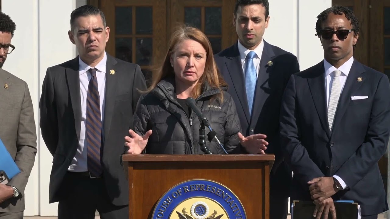 'No one is above the law': House Dems give update on Bill Clinton testimony in Epstein probe