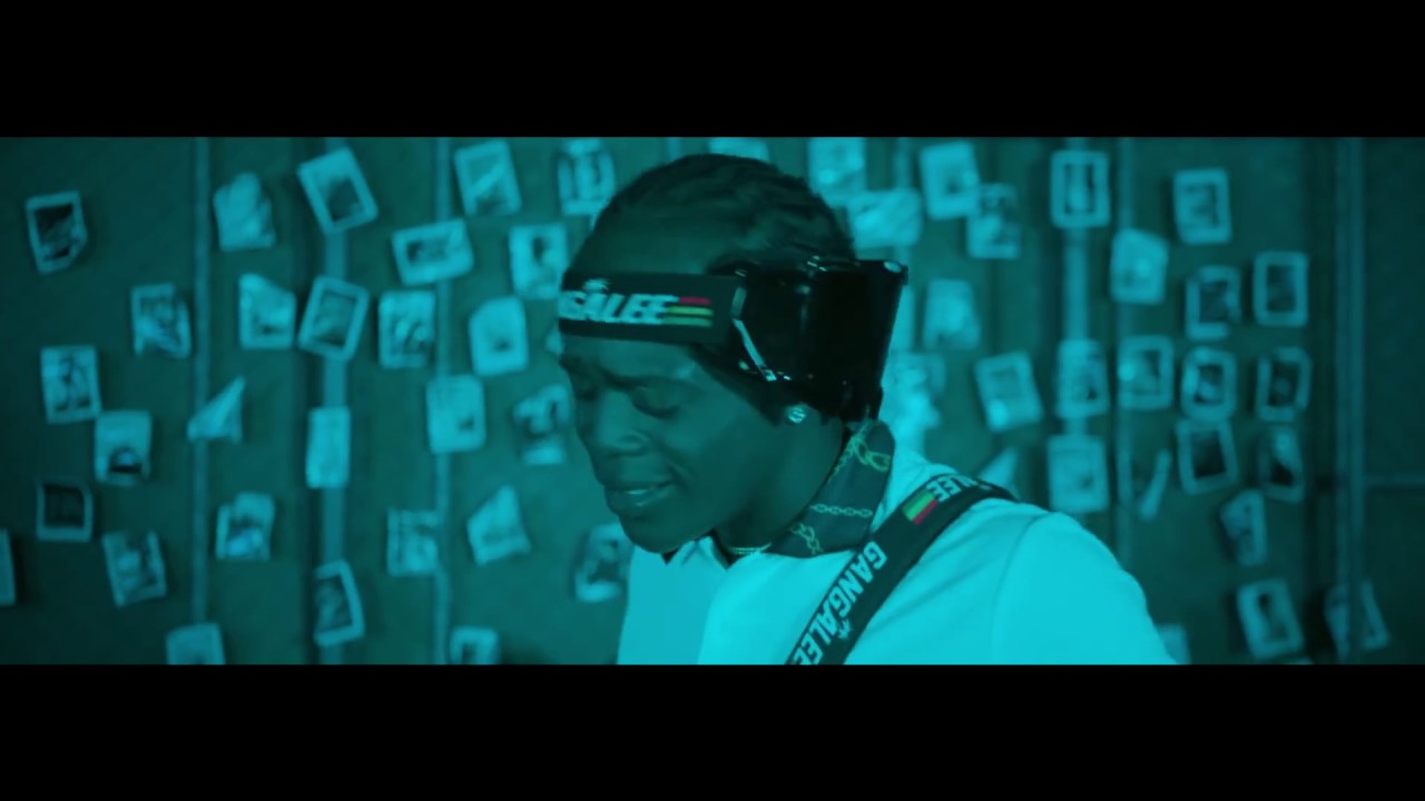 Menor Menor x El Roockie - Otra Vez (Official Music Video)