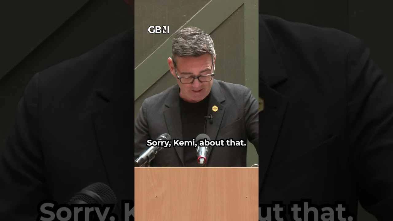 Энди Бернем ОТВЕЧАЕТ: &laquo;Прости, Кеми!&raquo;
