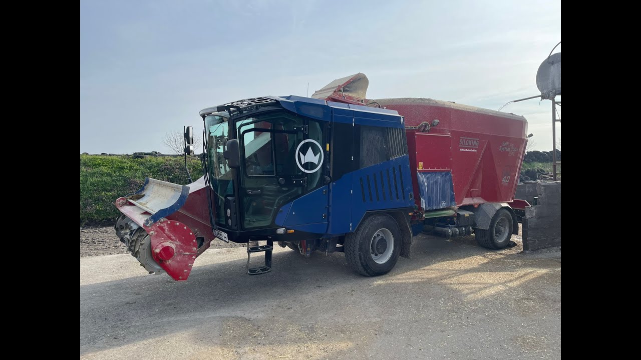 Futtermischen Siloking Selfline 4.0 System 300+ 2519 mit NIR Sensor