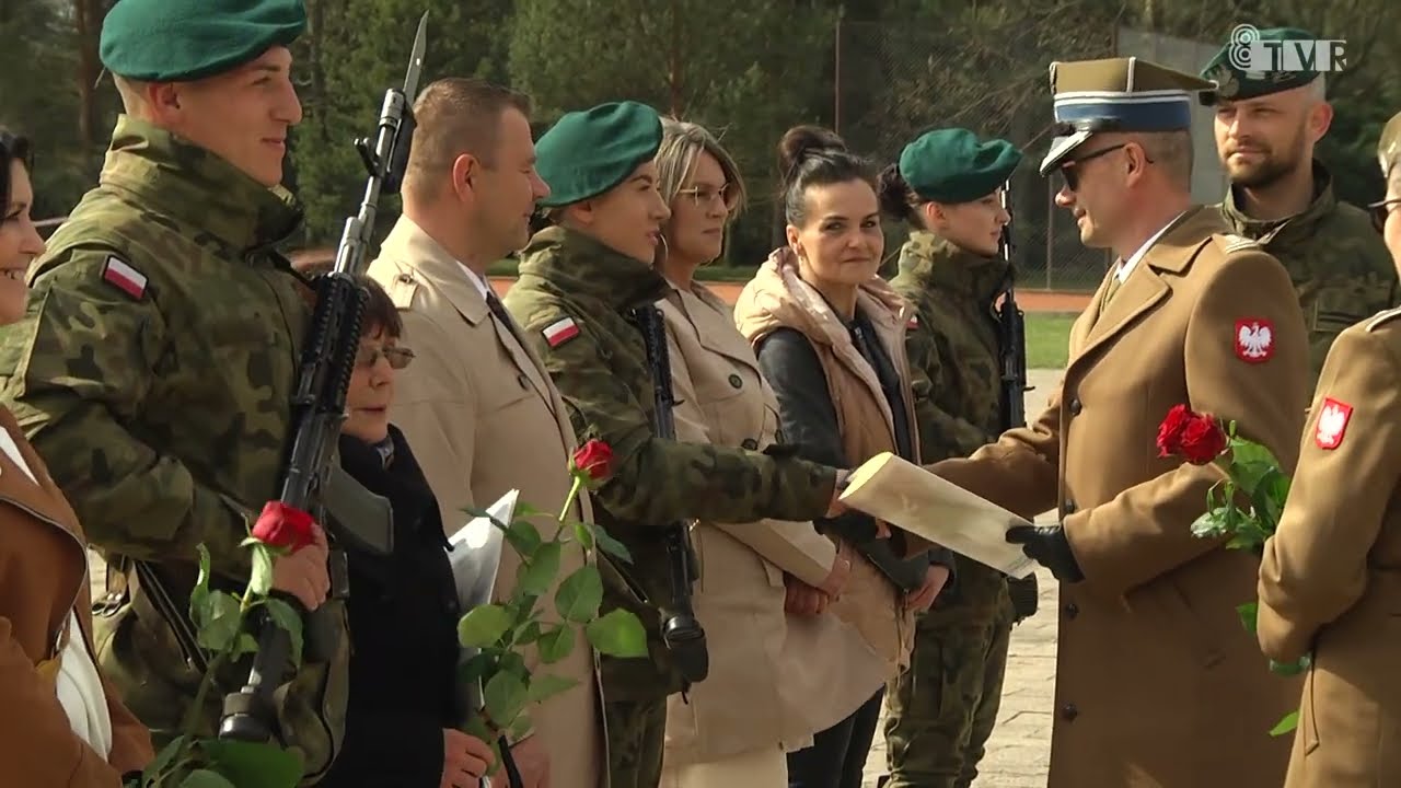 Przysięga wojskowa w 15. Sieradzkiej Brygadzie Łączności