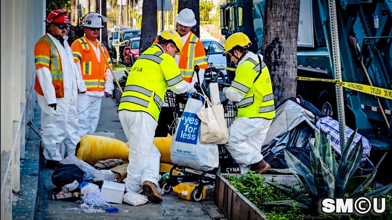 𝗣𝗨𝗕𝗟𝗜𝗖 𝗦𝗔𝗙𝗘𝗧𝗬 𝗢𝗣𝗘𝗥𝗔𝗧𝗜𝗢𝗡: Venice Homeless Encampment Cleanup Targets Milwood and Palms Boulevard