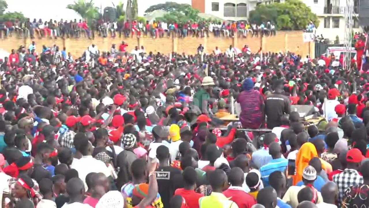 Dr, Hilderman akubye abe Luweero omuziki nebakkiriza