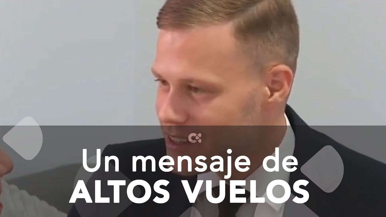 Un piloto manda un emotivo mensaje a una pasajera "muy especial": su madre