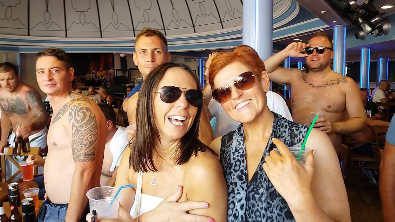 Benidorm bars. England v Panama Part 2 (1530+). 24 June 2018