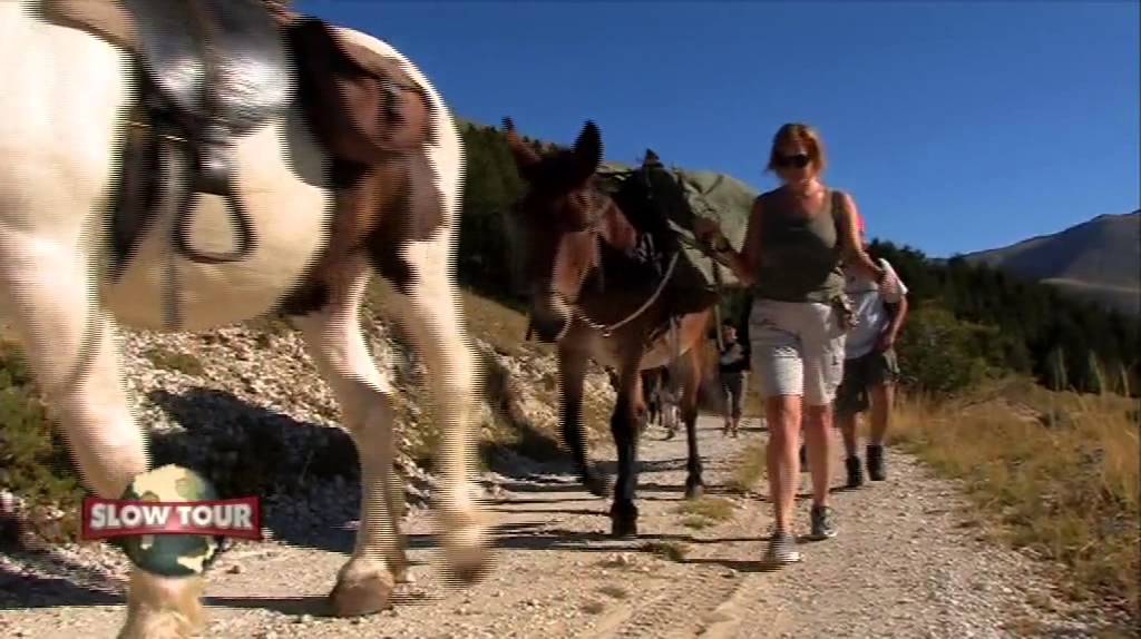 Patrizio Roversi e Syusy Blady - Castelluccio - Slow Tour - Rete 4