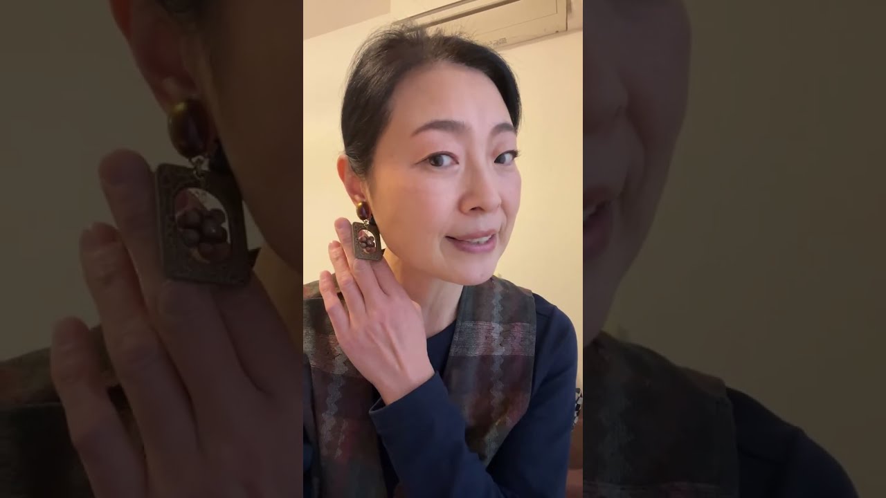 【サガス・ミッケル】さんのイヤリングして、ナマ配信だに〜