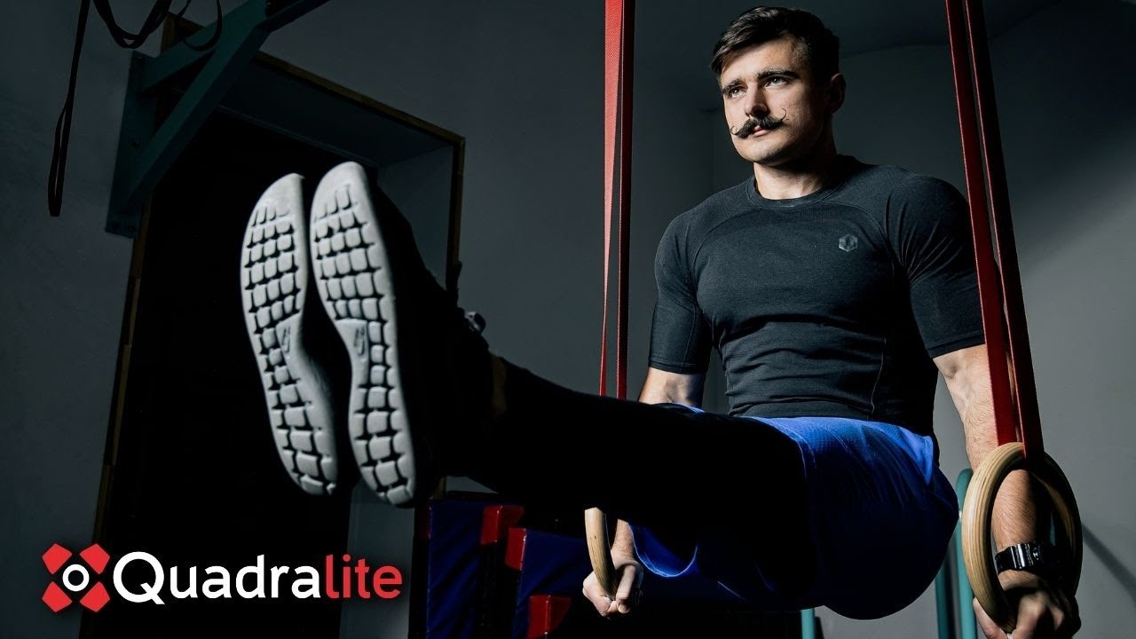 Quadralite Atlas w dynamicznej sesji na siłowni